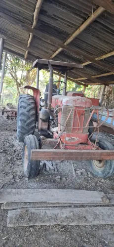 Trator Massey Ferguson 85X 1975