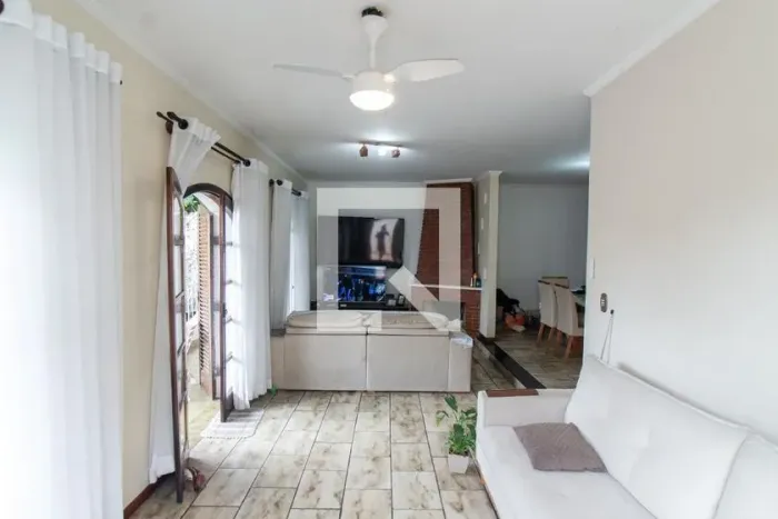 Casa à Venda - Vila Constança , 3 Quartos, 500 m2