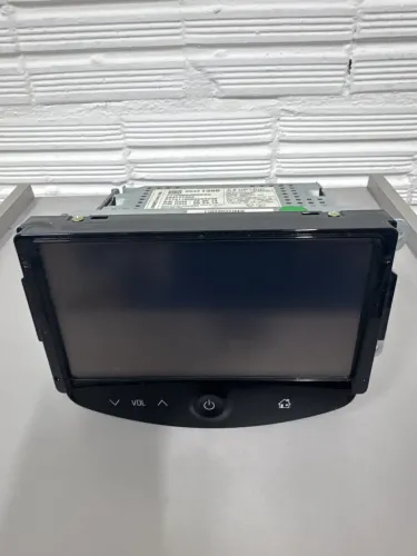 Vendo multimídia tracker 2015 + moldura original