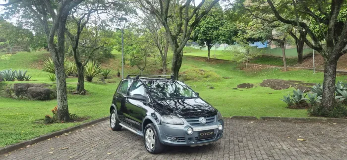 Volkswagen Crossfox 1.6 MI Total Flex 8V 5P 2010