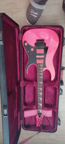 Ibanez RG1XXV Premium 25th Anniversary FPK Fluorescent Pink 2012 com Case Gator