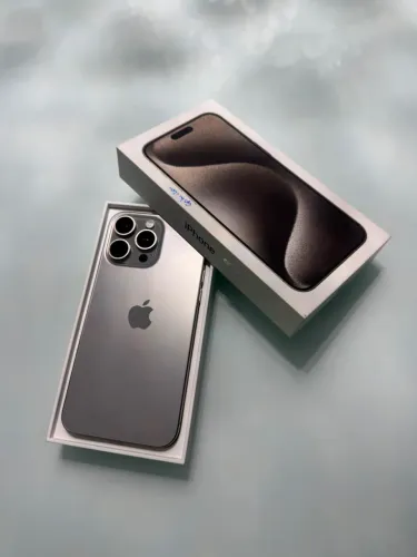 iPHONE 15 PRO MAX