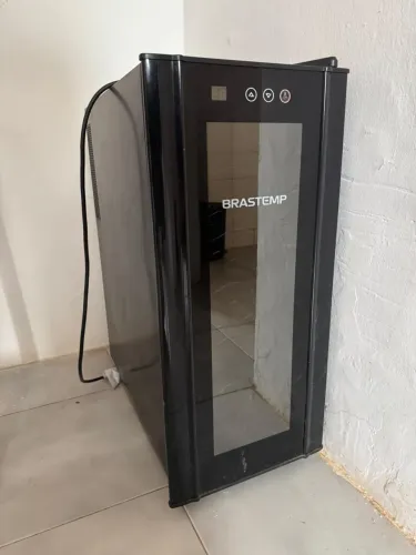 Adega de vinhos Brastemp
