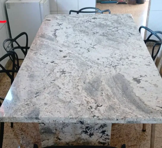 Mesa de Granito BLACK WAIT 100%