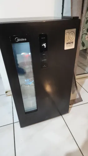 Cervejeira Midea 82l