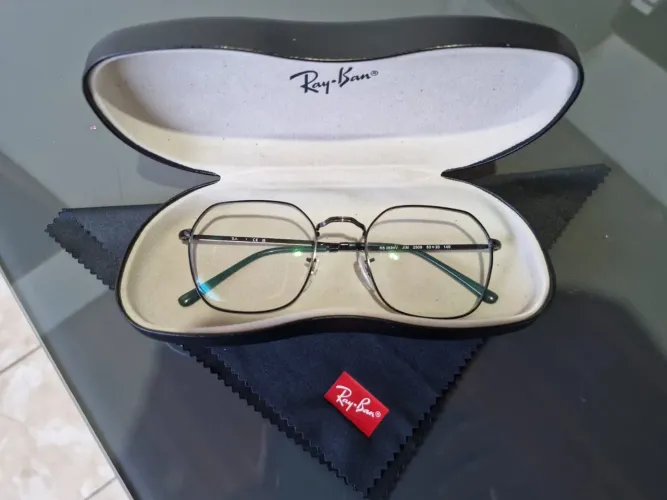Armação Ray-Ban 