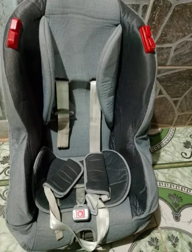 Cadeira de automóvel 