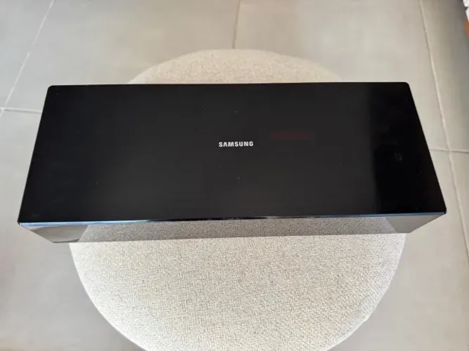 One Connect Box The Frame TV