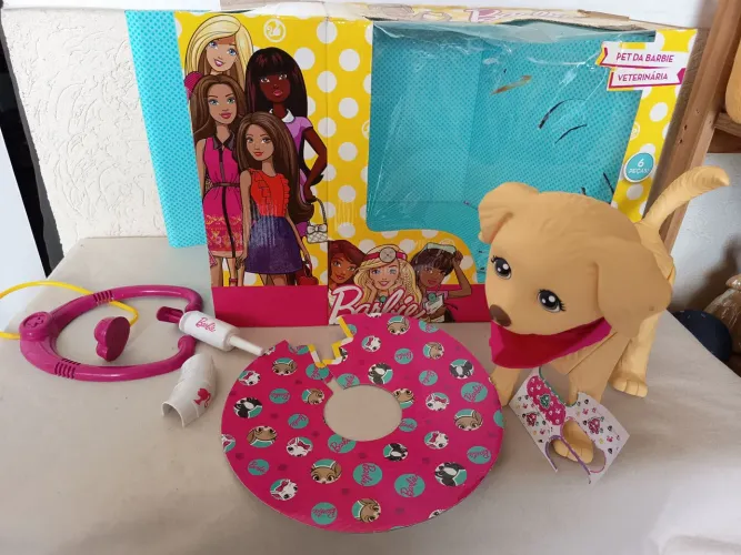 ? Pet da Barbie Veterinária Pupee - Completo com Caixa