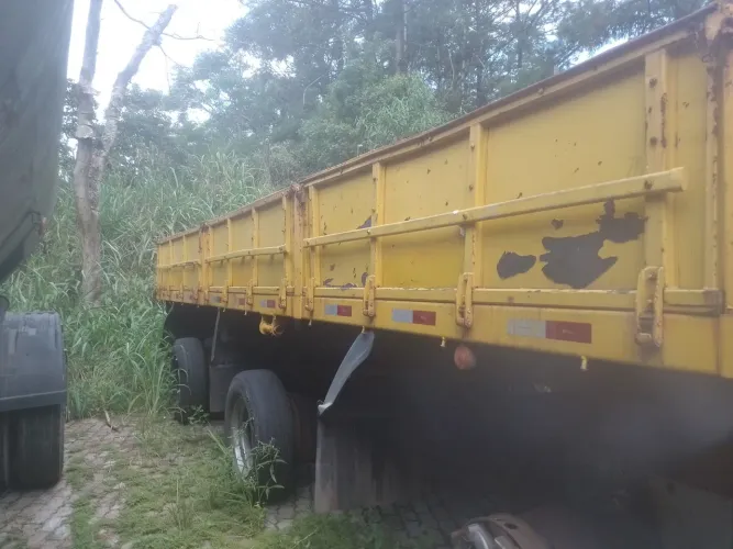 Carreta semirreboque Vanderleia