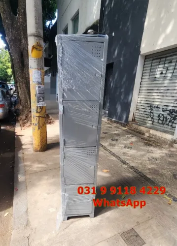Roupeiro Escaninho de Aço com 4 Portas - Novo - Frete Grátis