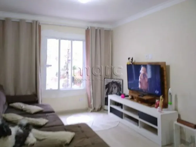Casa de Vila na Aclimação com 145m², Charmosa e em rua sem saída. Imóvel com ambientes amp