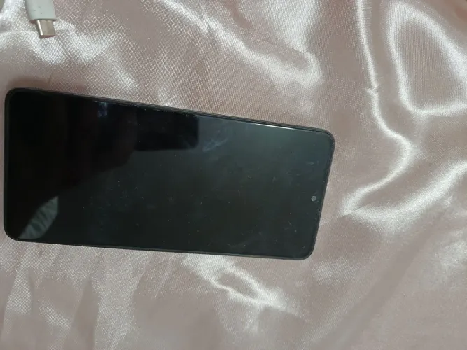 Xiaomi redmi poco X4 5G pro 126 GB de memoria com carregador turbo 67w  em perfeito estado