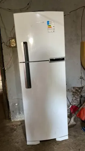 Vendo geladeira Nova 