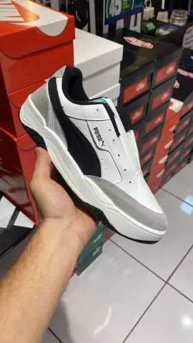 Tênis novo