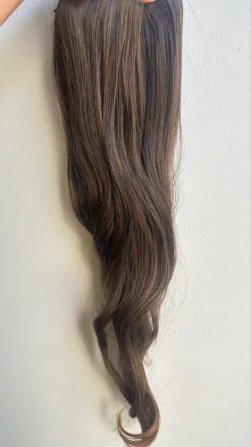 Cabelo orgânico Tic Tac Moreno iluminado