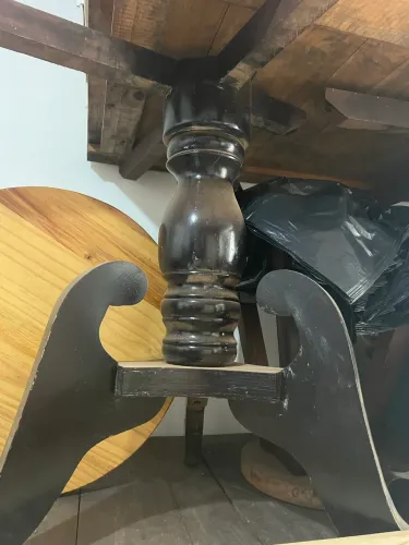 Pé de mesa colonial