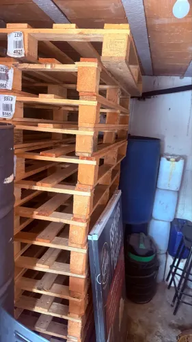 Pallet madeira 17 unidades 