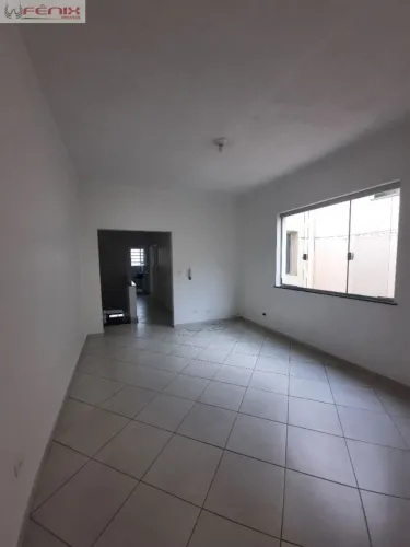 Locação de sobreloja na Rua Alfredo Pujol bem próximo da Av. Braz Leme. Oportunidade!!!