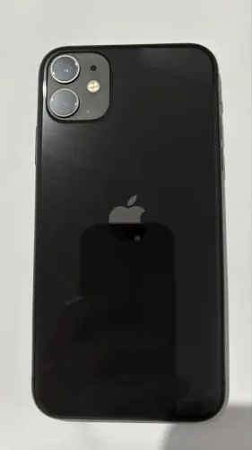 ? iPhone 11 128GB Preto