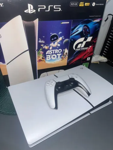 PlayStation 5 super novo (pouco uso)