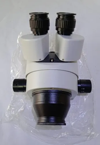 Microscópio Trinocular Kaisi 37045a para Reposição Sem Base