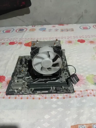 Placa mãe A320 Asus AM4 + Ryzen 5 2600