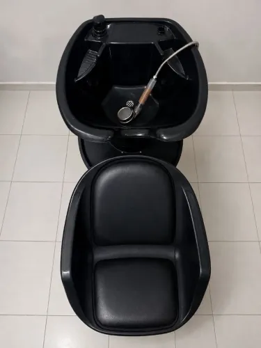 Lavatório de cabelo (pra sair rápido)