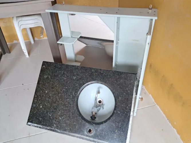 Móvel para banheiro