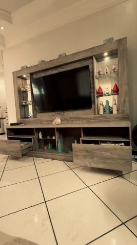 Vendo HOME com led.