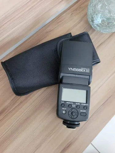 Flash Yongnuo YN568EX III Speedlite - Novo (HSS / TTL)
