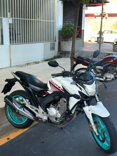 HONDA CB TWISTER