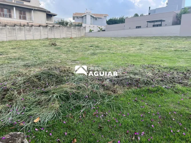 Terreno Plano 500m² em Condomínio Fechado de Alto Padrão  Valinhos/SP