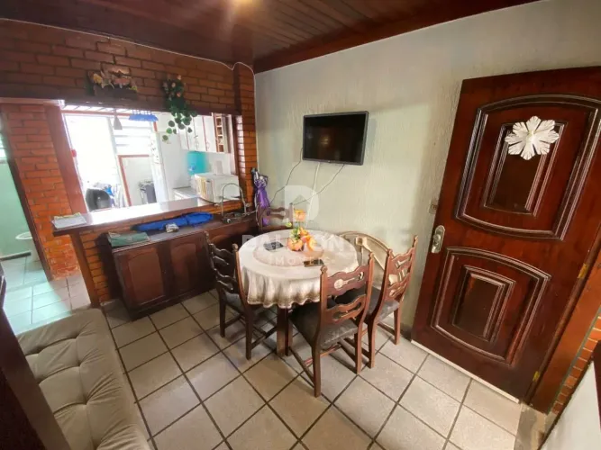 Peró - Cabo Frio - Casa Triplex em condomínio fechado