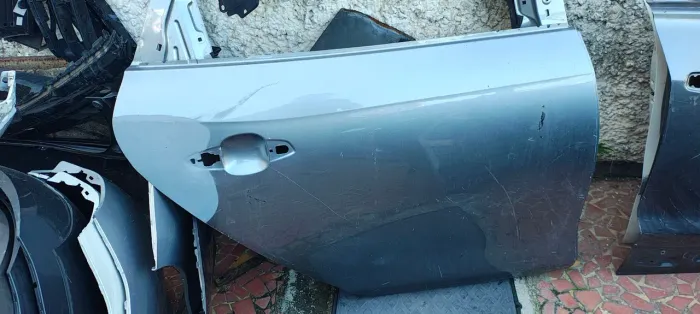 Porta ByD King Tras. Direita