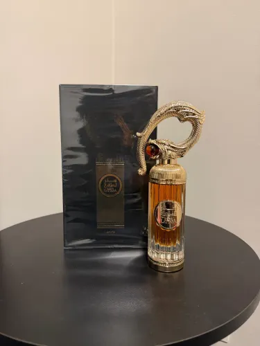 Perfume lacrado Sehr lataffa