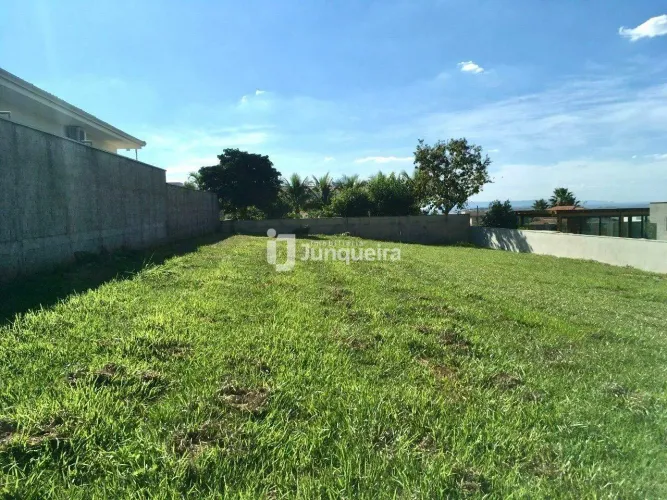 Terreno em Condomínio à venda, Campestre - Piracicaba/SP