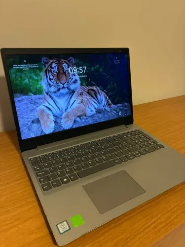 Notebook i7 8gb com placa de vídeo e Ssd