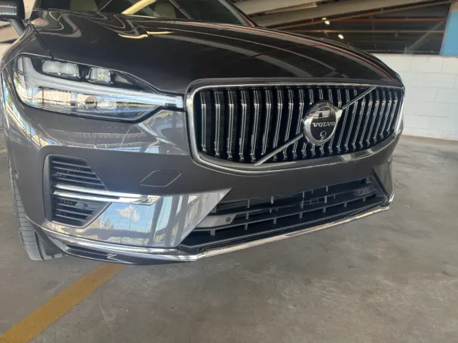Volvo XC-60 T-8 Ultimate 2.0 AWD (híbrido) 2024