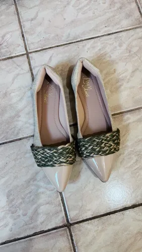 Sapatilha 37 Bege com detalhe verde militar