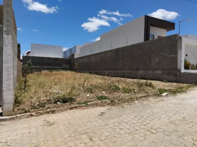 Terreno a venda bairro  da UPA  em Monteiro 