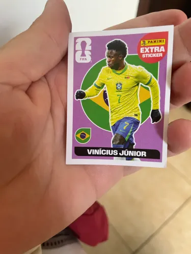 Figurinha vini jr