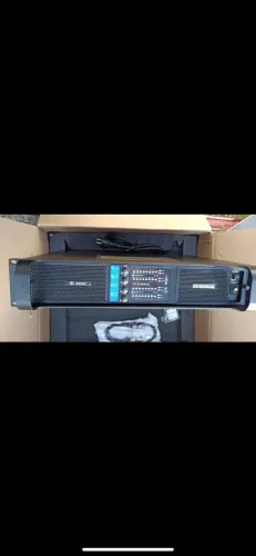 Amplificador De Potência Audio Fp10000q 4 Canais 4x1350w Preto 220v