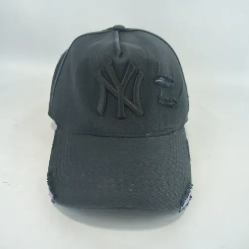 Boné New Era New York Yankees basebol destroyer azul e lilás.