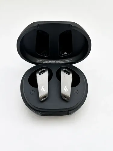Fone Bluetooth Edifier Sem Fio com Estojo de Carregamento - Excelente Estado