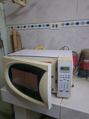vendo microondas pra sair até amanhã! Estou vendendo porque comprei outro 