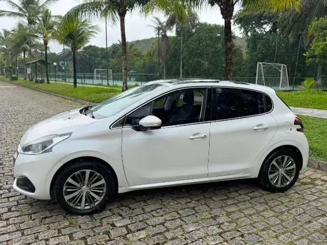 Peugeot 208 Griffe 1.6 Flex 16V 5P Aut. 2017