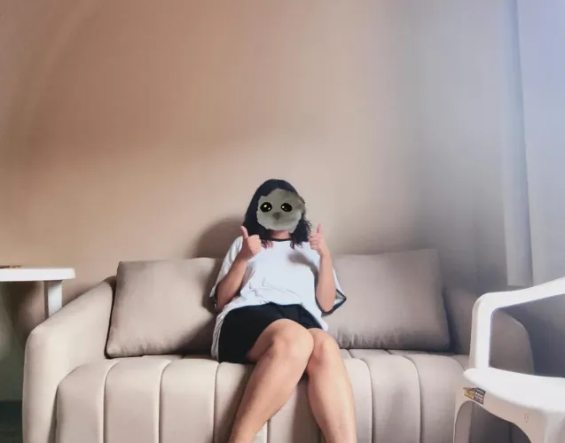 Sofá 3 lugares + Travesseiro | P10 Sem Entrega 