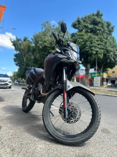 Honda Sahara 300 - 2024 SOMENTE 10 MIL KM RODADOS