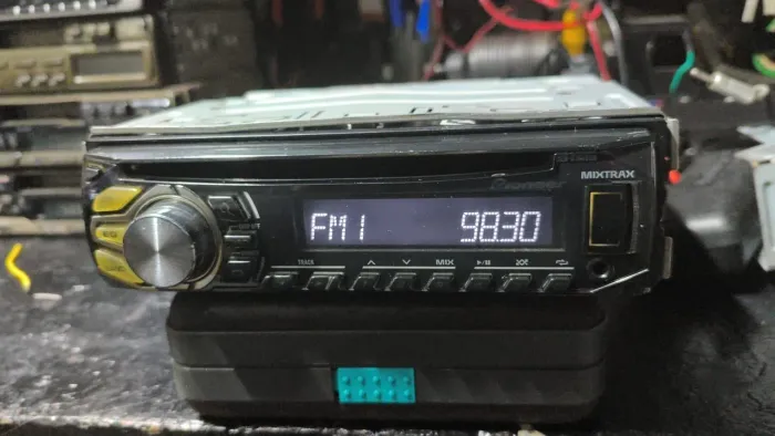 Rádio Pionner DEH X 1680 UB 